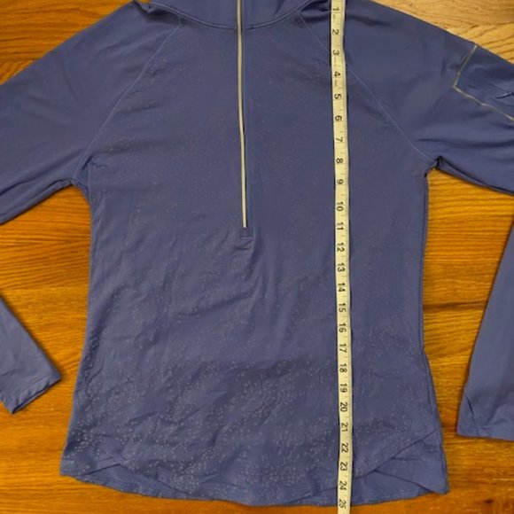 Under Armour Blue Reflective Quarter Zip NWOT - Picture 10 of 10